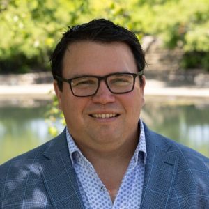 Headshot of tom darrah, cto & founder at koloma
